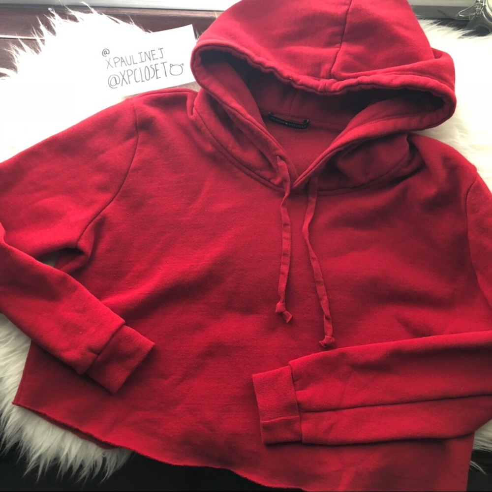 Brandy Melville lennon pullover hoodie